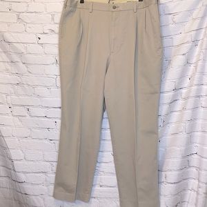 Savane Tailored To Fit Men's Khaki Pants Size 44 Waist & 30 Length